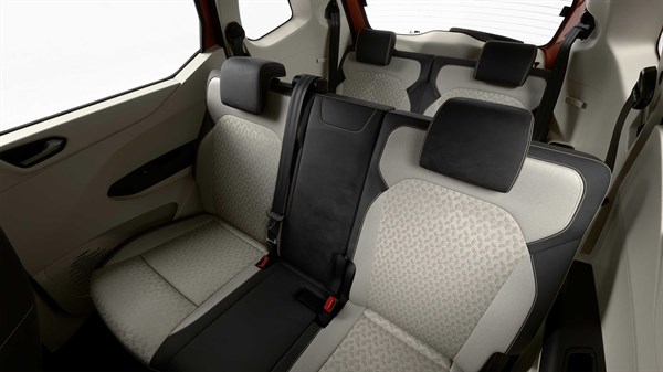 Renault Triber - bancos ajustáveis